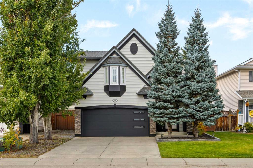 Picture of 75 Valley Brook Circle NW, Calgary Real Estate Listing