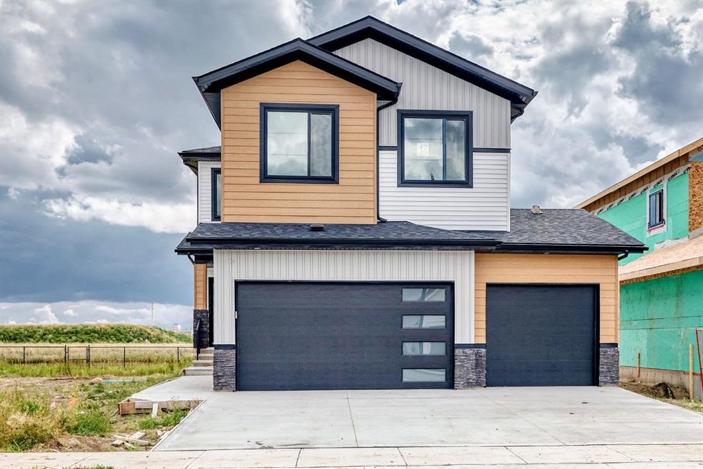 Picture of 47 EVERSON Close , Red Deer Real Estate Listing