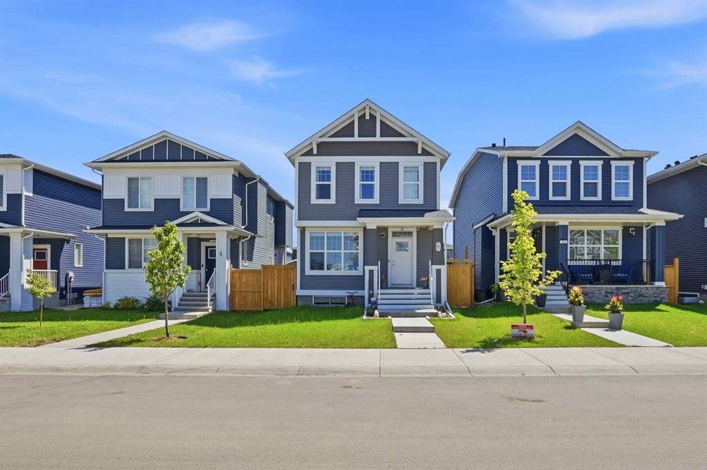 Picture of 908 West Lakeview Drive , Chestermere Real Estate Listing