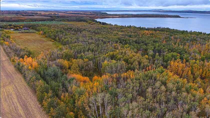 Picture of On Range Road 20  , Rural Red Deer County Real Estate Listing