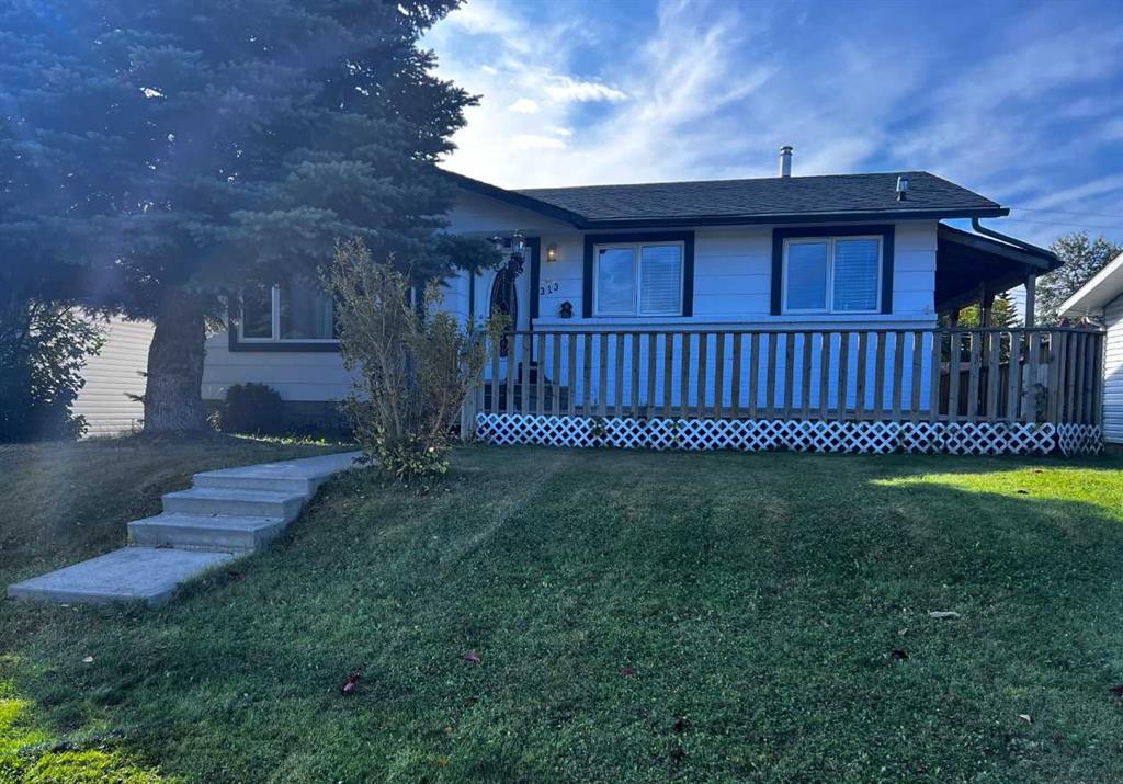 Picture of 313 3rd Avenue NW, Slave Lake Real Estate Listing