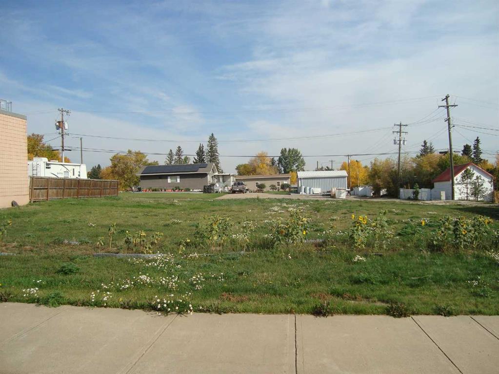 Picture of 218 Main Street , Trochu Real Estate Listing