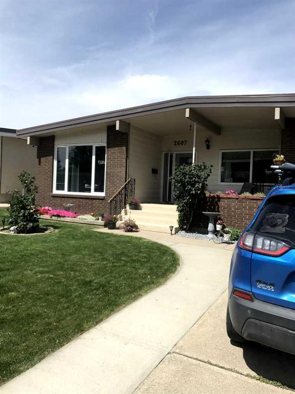 Picture of 2607 11 Avenue Avenue N, Lethbridge Real Estate Listing