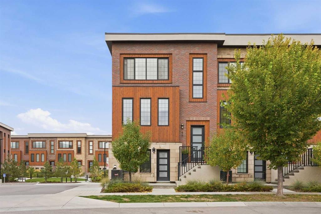 Picture of 85 Greenbriar Place NW, Calgary Real Estate Listing