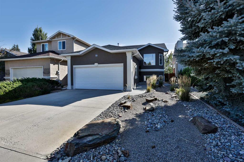 Picture of 203 Blackfoot Circle W, Lethbridge Real Estate Listing