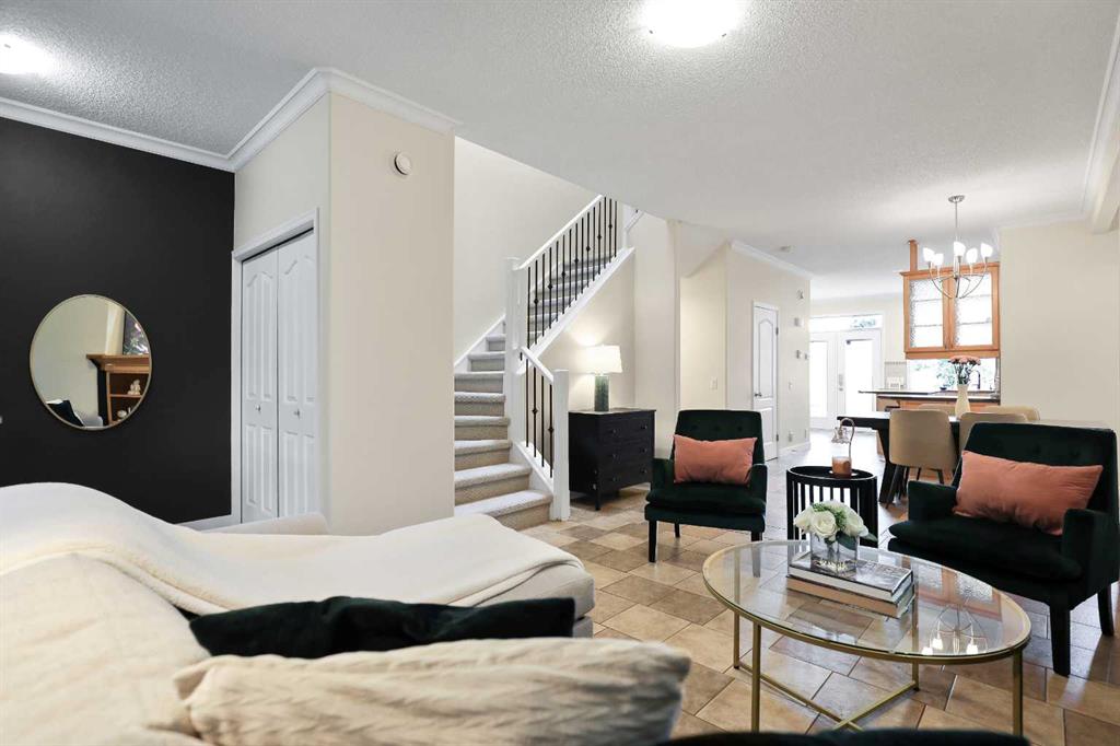 Picture of 2705 11 Avenue SE, Calgary Real Estate Listing