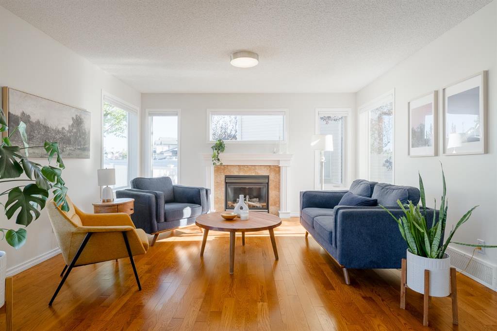 Picture of 25 Citadel Estates Manor NW, Calgary Real Estate Listing