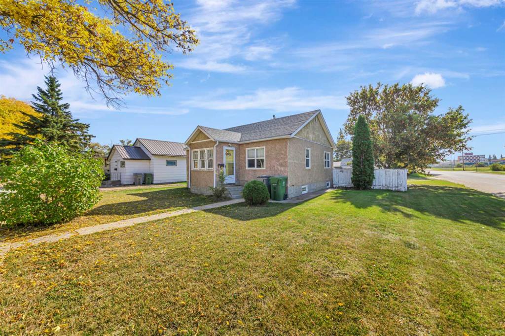 Picture of 5021 54A Street , Lloydminster Real Estate Listing