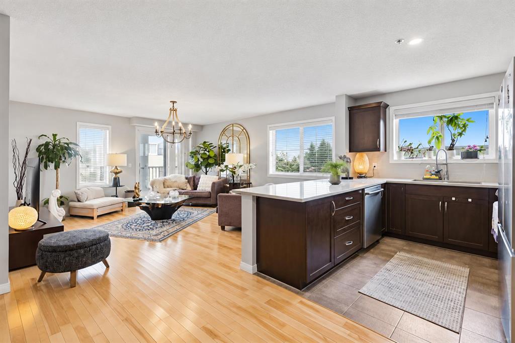 Picture of 3301, 10 Country Village Park NE, Calgary Real Estate Listing
