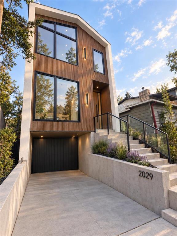 Picture of 2029 35 Avenue , Calgary Real Estate Listing