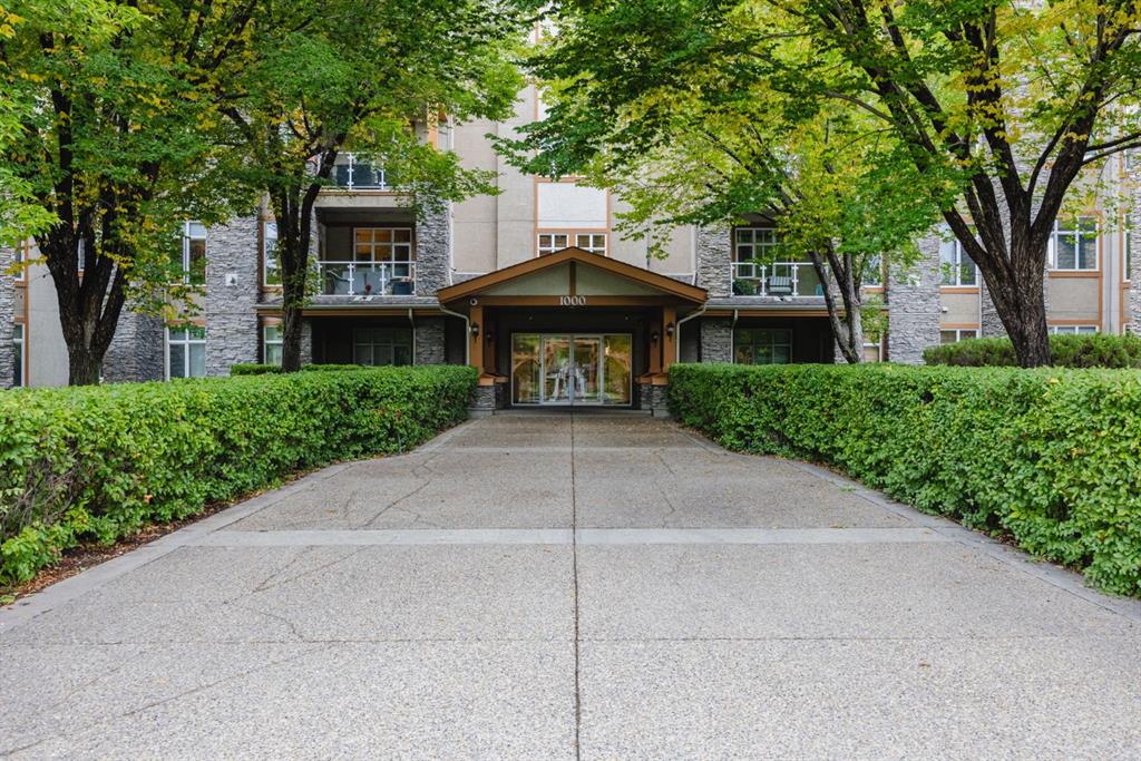 Picture of 1306, 1306 Lake Fraser Court SE, Calgary Real Estate Listing