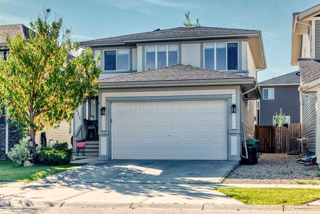 Picture of 2071 Reunion Boulevard NW, Airdrie Real Estate Listing