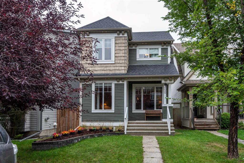 Picture of 300 New Brighton Landing SE, Calgary Real Estate Listing