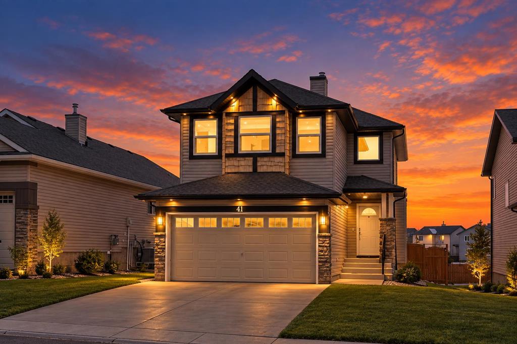 Picture of 41 Royal Birch Terrace NW, Calgary Real Estate Listing