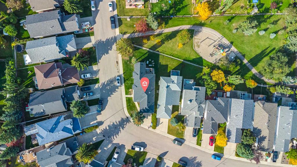 Picture of 179 Citadel Close NW, Calgary Real Estate Listing
