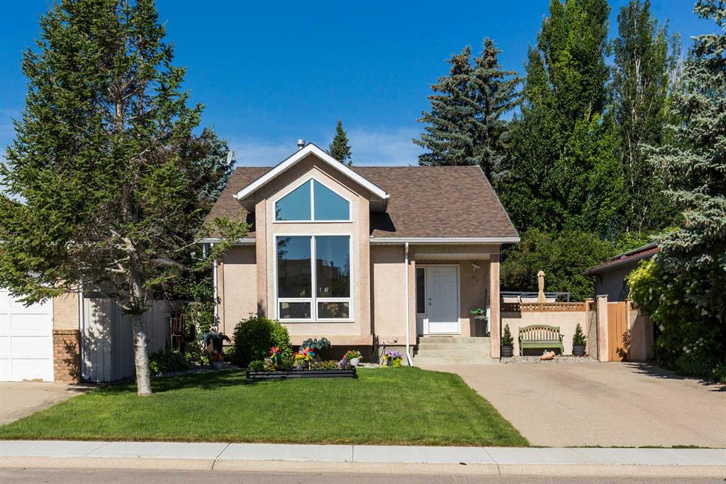 Picture of 44 Lakhota Road W, Lethbridge Real Estate Listing