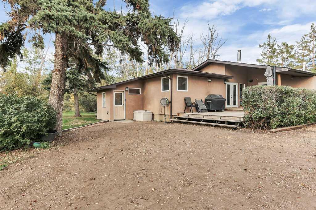 Picture of 39126 Range Road 262  , Rural Lacombe County Real Estate Listing