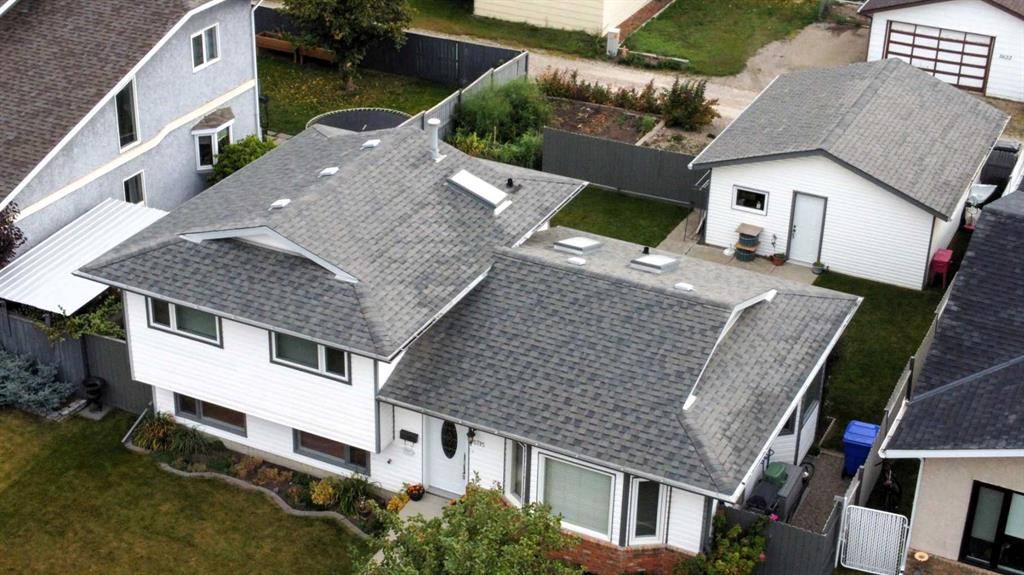 Picture of 5715 58 Avenue , Olds Real Estate Listing
