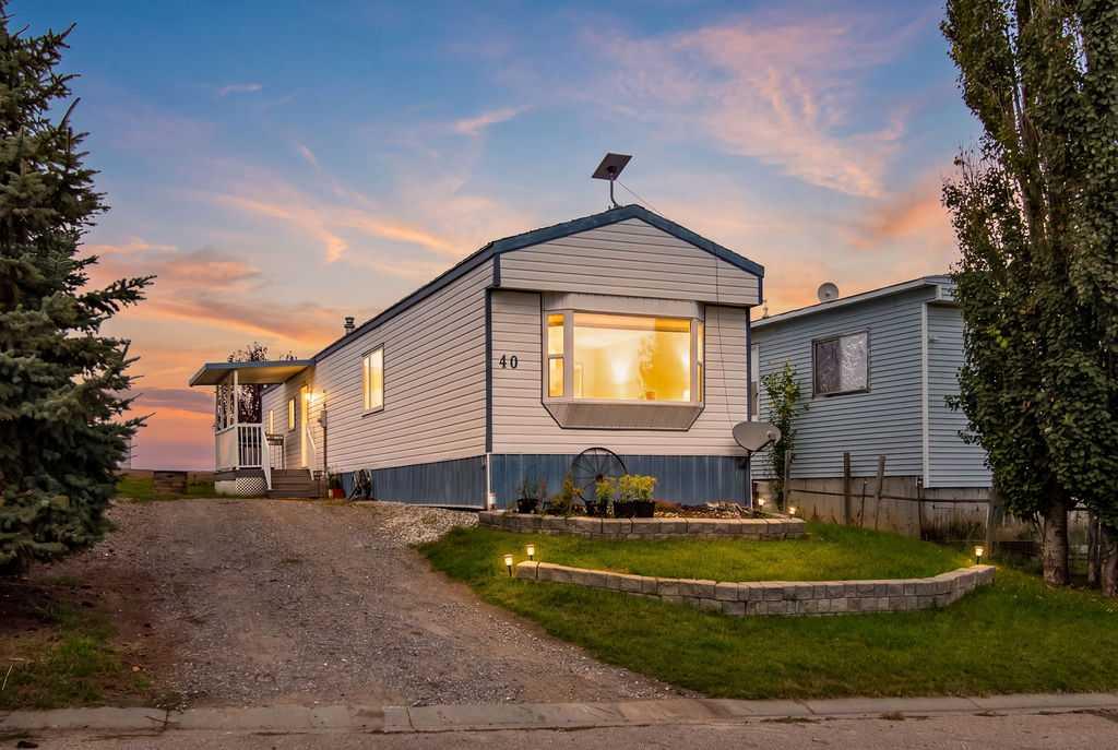 Picture of 40 Westmount Place , Cayley Real Estate Listing