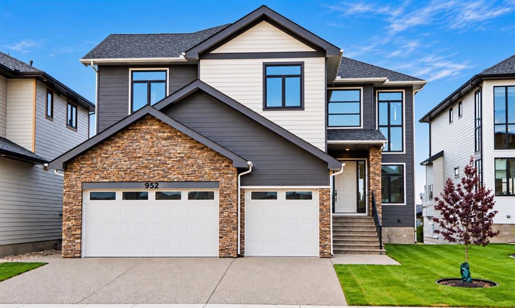 Picture of 952 SOUTH SHORE Terrace , Chestermere Real Estate Listing