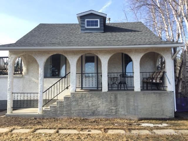 Picture of 109 Ceal Square , Hinton Real Estate Listing
