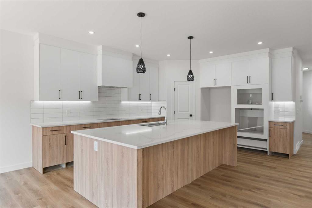 Picture of 809 Hampshire Crescent NE, High River Real Estate Listing