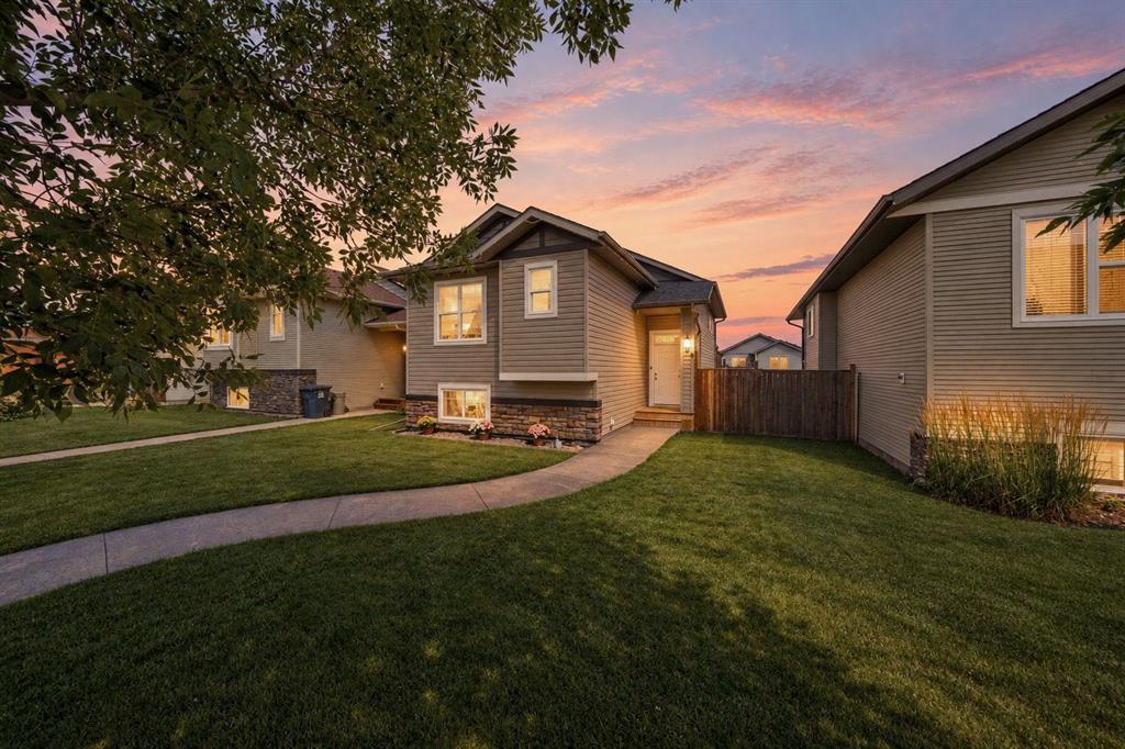 Picture of 106 25 Street , Springbrook Real Estate Listing