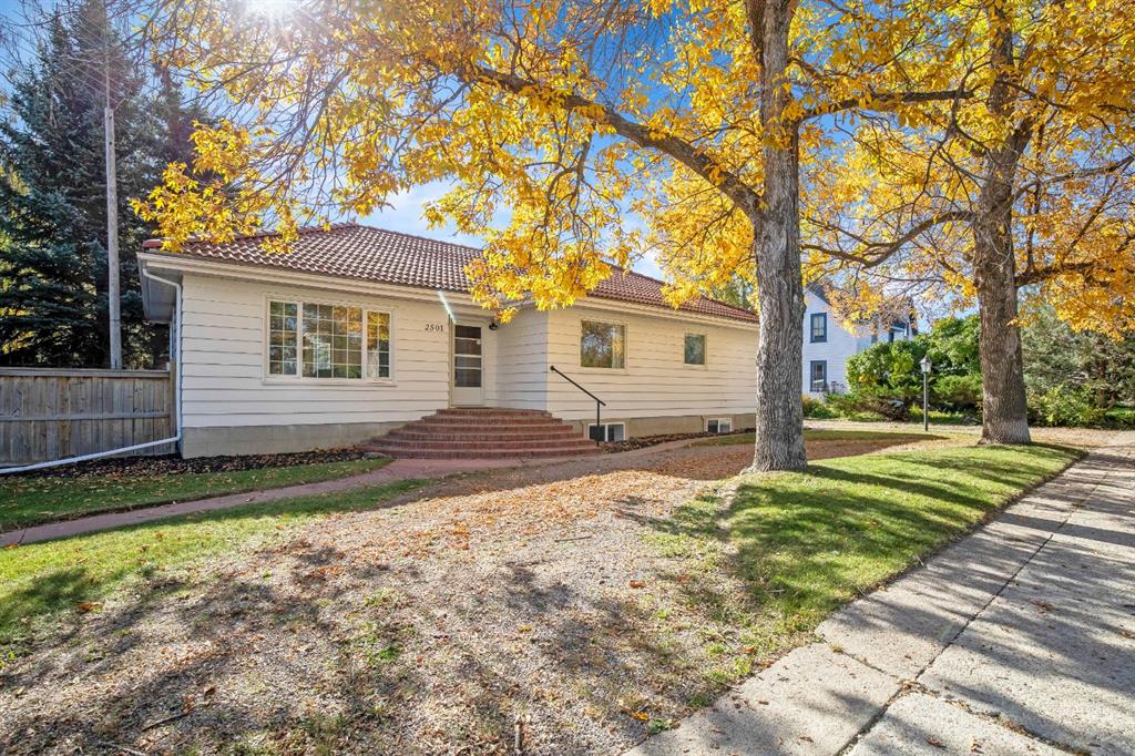 Picture of 2501 20 Street , Nanton Real Estate Listing