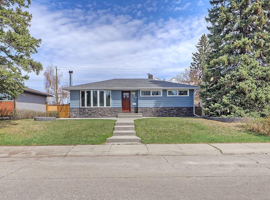 Picture of 44 Granlea Place SW, Calgary Real Estate Listing