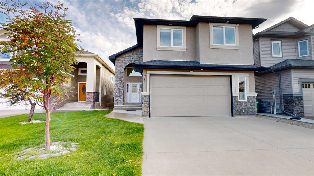 Picture of 248 Sixmile Common  S, Lethbridge Real Estate Listing