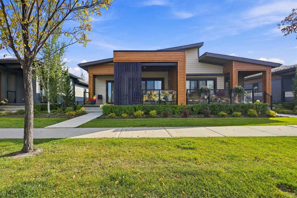Picture of 1911 Mahogany Boulevard SE, Calgary Real Estate Listing