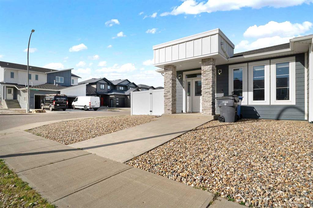Picture of 114 Somerside Road SE, Medicine Hat Real Estate Listing