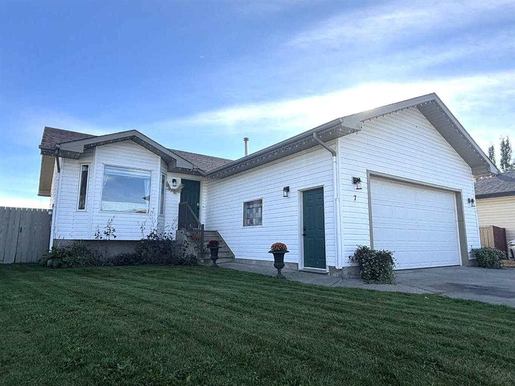 Picture of 7 Stiles Cove , Whitecourt Real Estate Listing