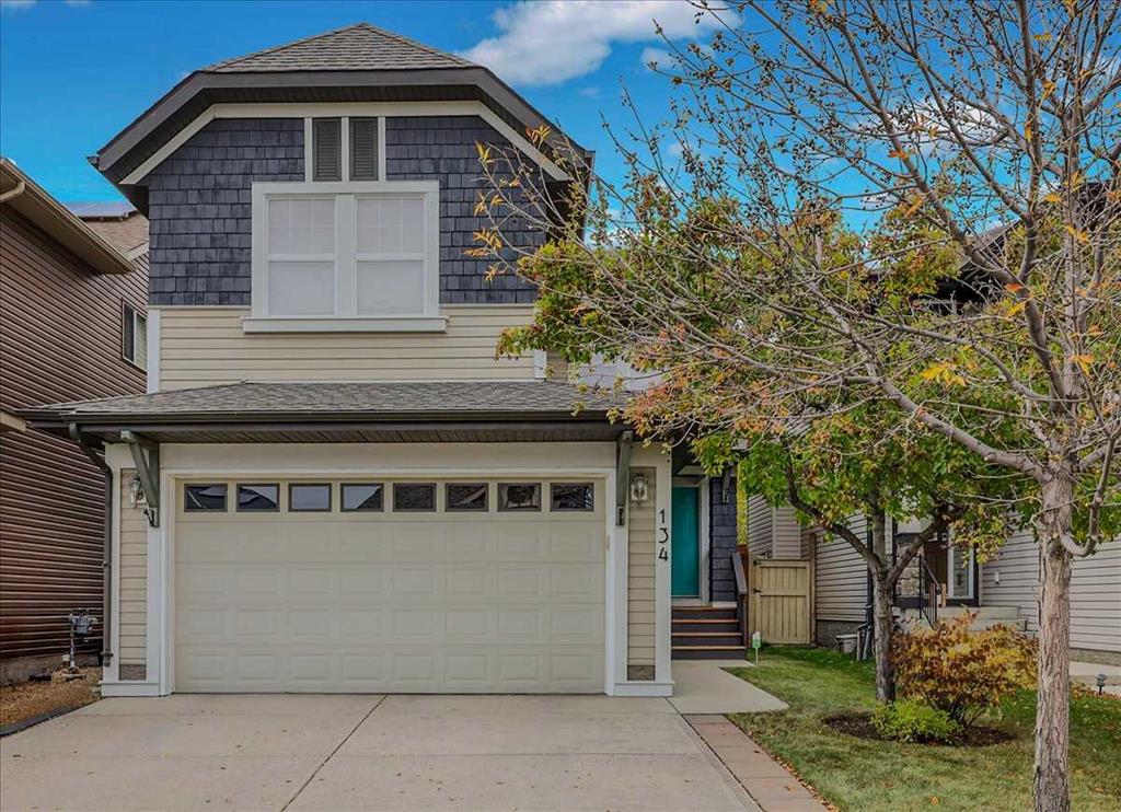 Picture of 134 Autumn Close SE, Calgary Real Estate Listing