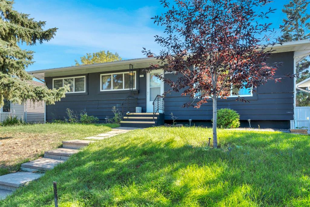 Picture of 70 Fairview Crescent SE, Calgary Real Estate Listing
