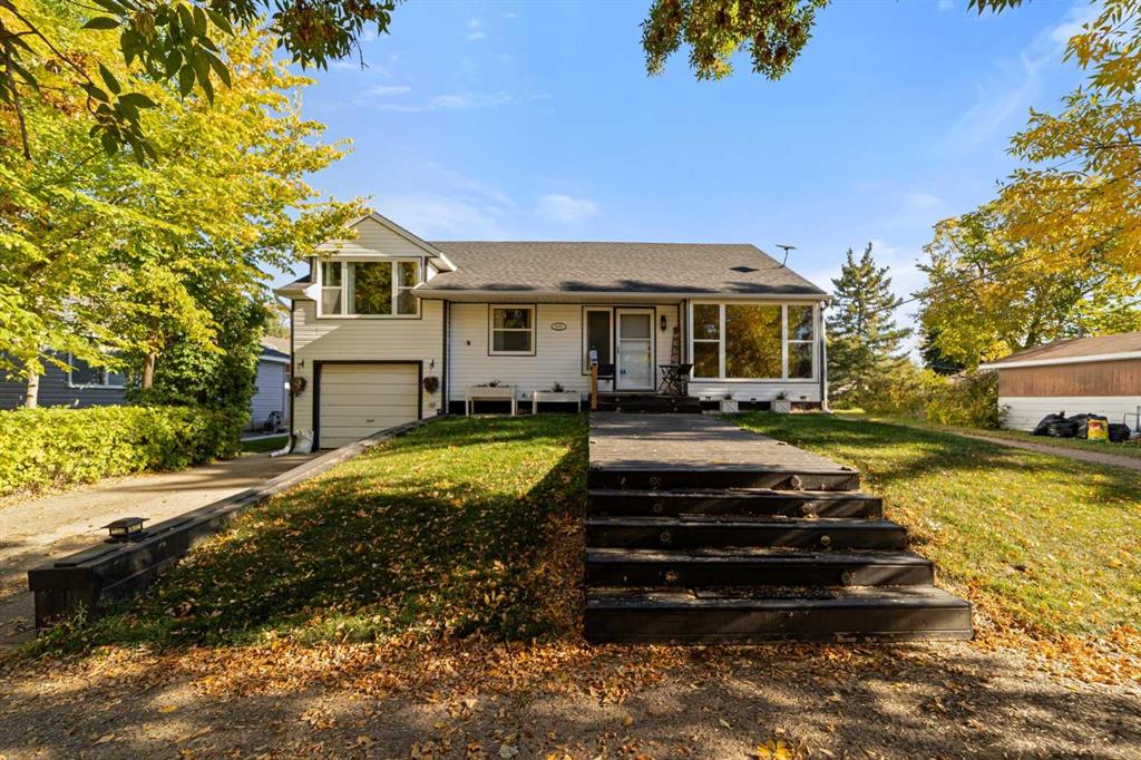 Picture of 5003 47 Avenue , Forestburg Real Estate Listing