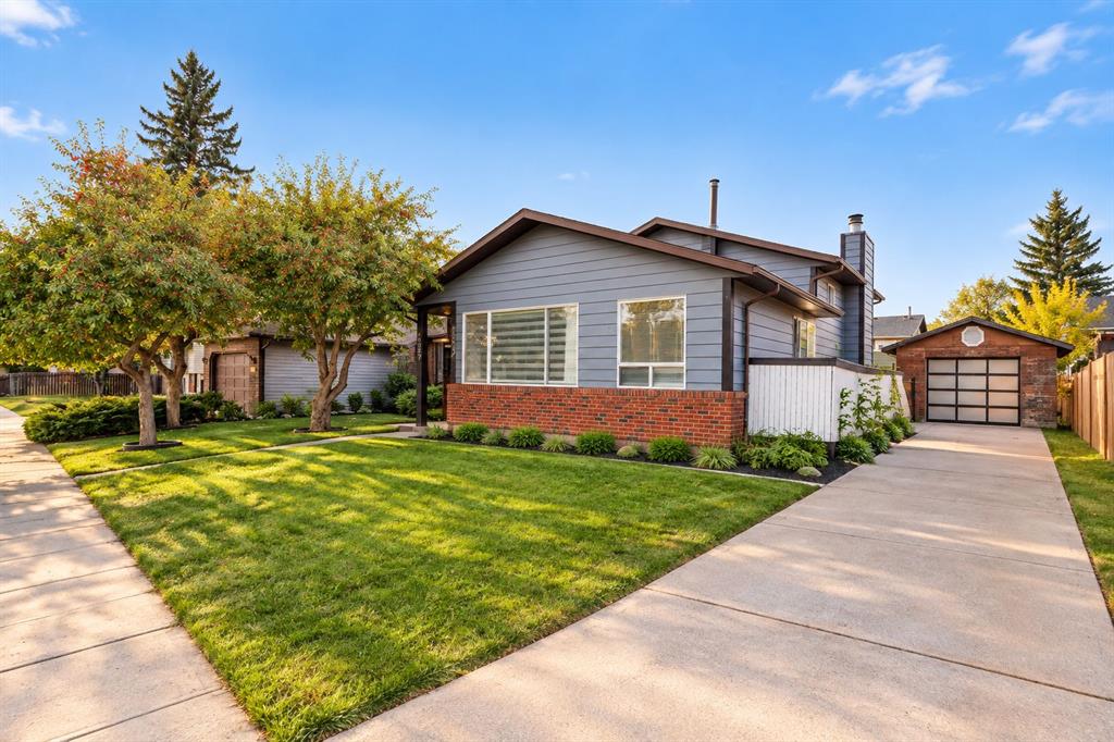 Picture of 6827 Temple Drive NE, Calgary Real Estate Listing