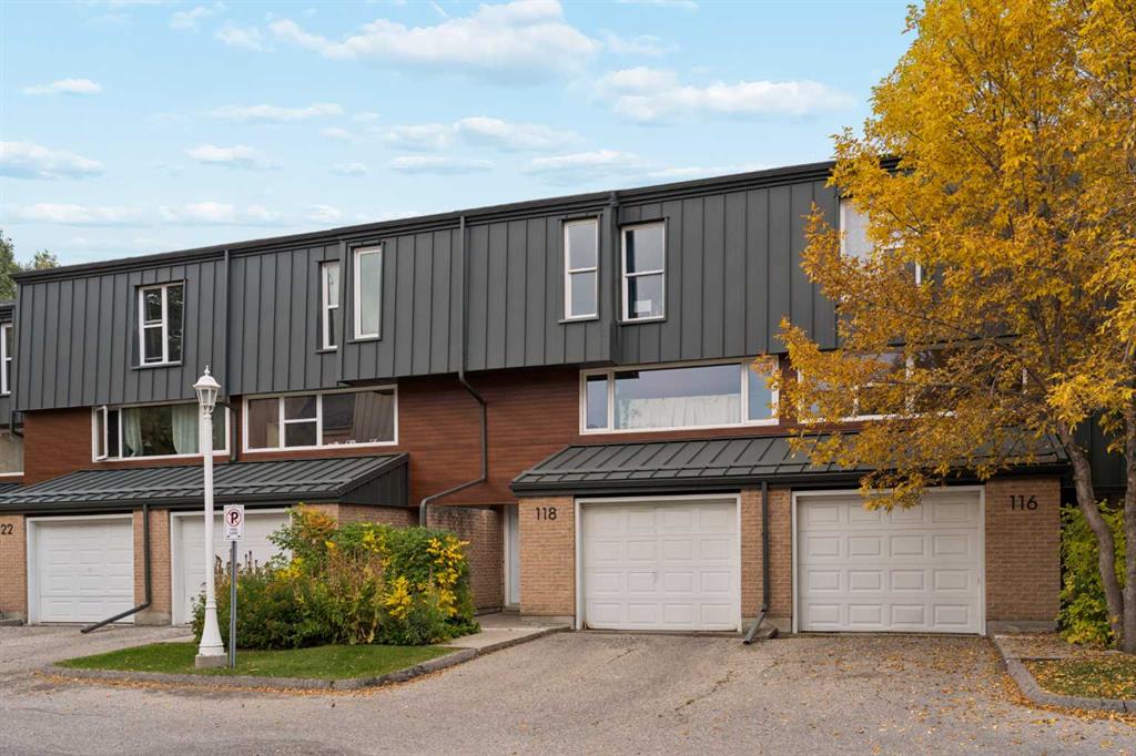 Picture of 118 Brae Glen Lane SW, Calgary Real Estate Listing