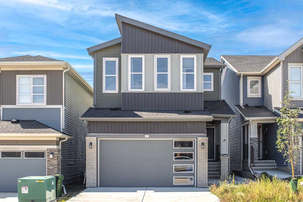 Picture of 47 Carringvue Passage NW, Calgary Real Estate Listing
