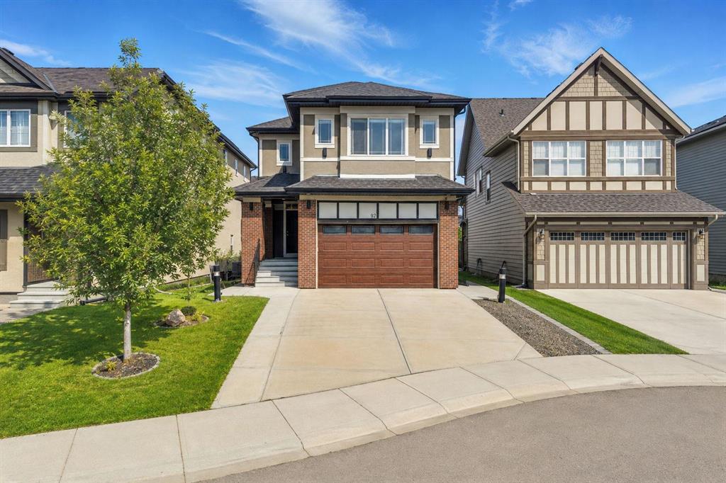 Picture of 92 Masters Court SE, Calgary Real Estate Listing