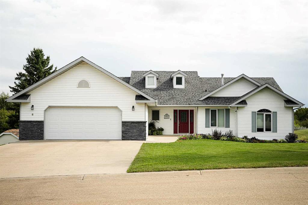 Picture of 4311 Meadow Lane Crescent , Hardisty Real Estate Listing