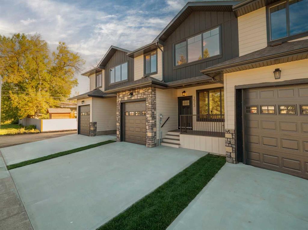 Picture of 1525 17 Street S, Lethbridge Real Estate Listing