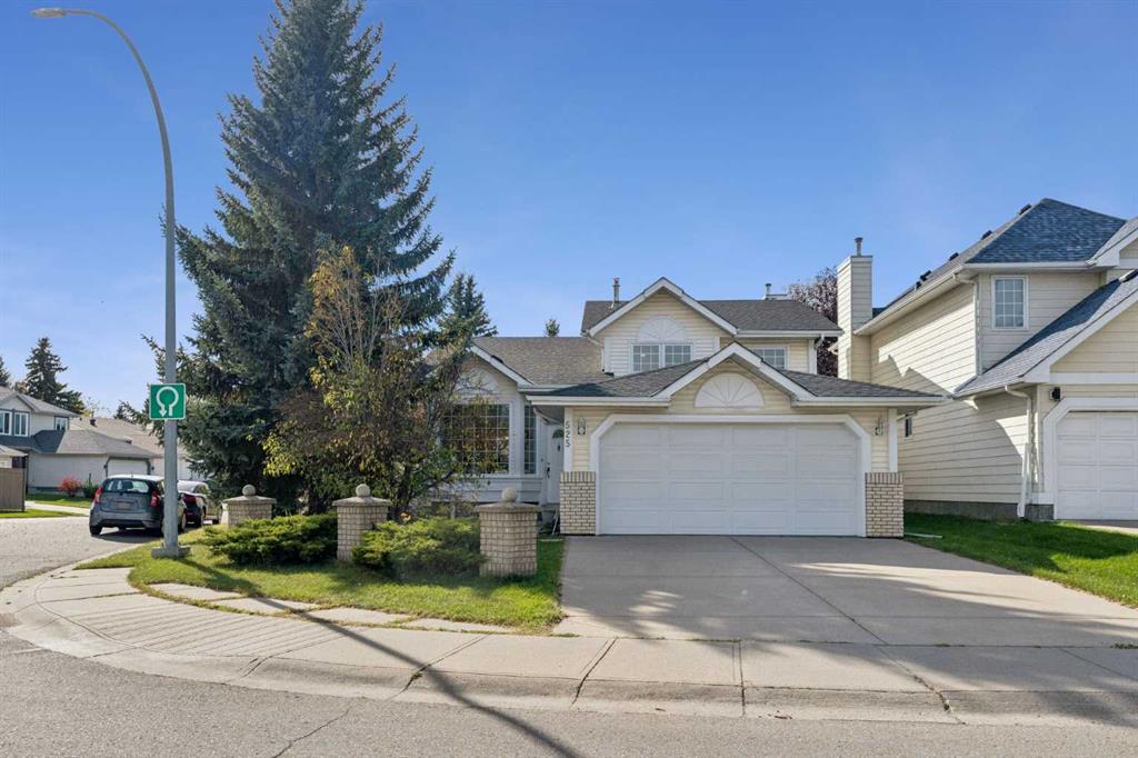 Picture of 525 Shawinigan Drive SW, Calgary Real Estate Listing
