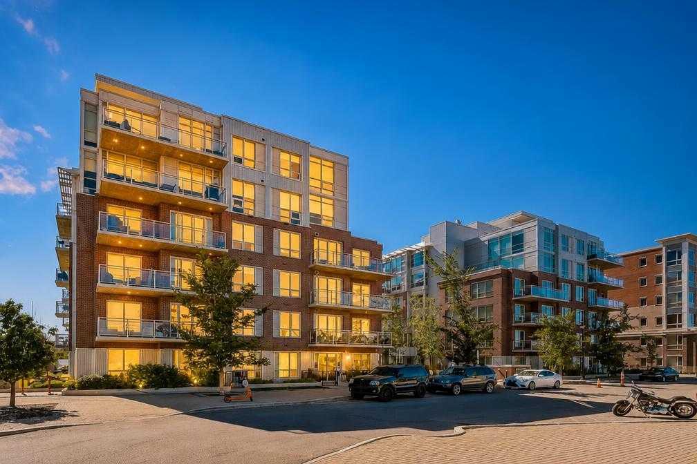 Picture of 315, 63 Inglewood Park SE, Calgary Real Estate Listing