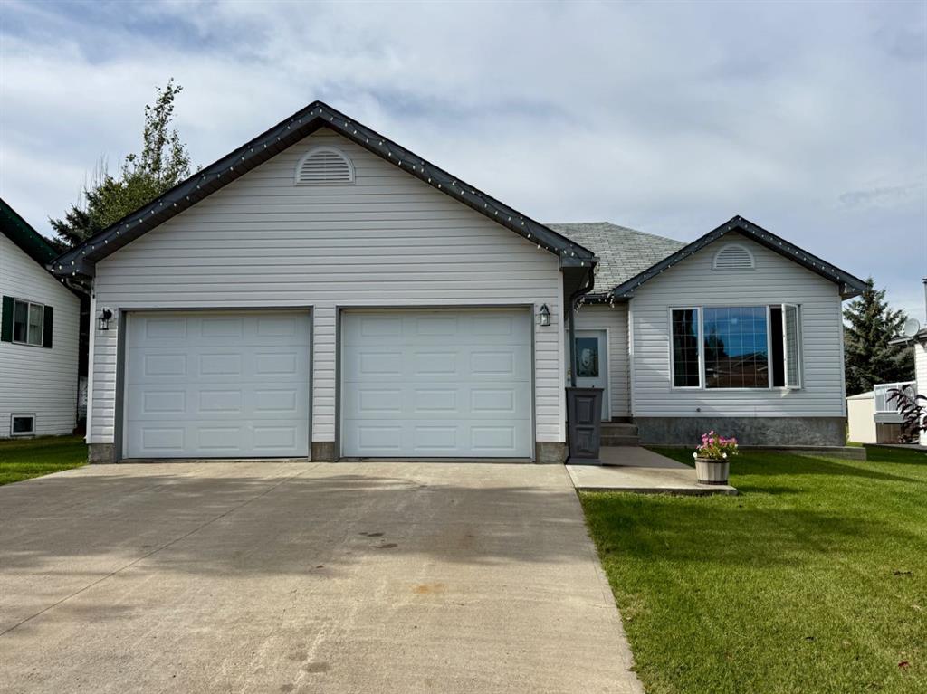 Picture of 5010 47 Street , Irma Real Estate Listing
