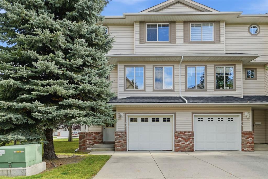 Picture of 23 Country Hills Cove NW, Calgary Real Estate Listing