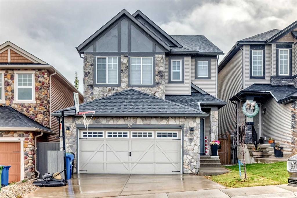 Picture of 87 Nolancrest Circle NW, Calgary Real Estate Listing
