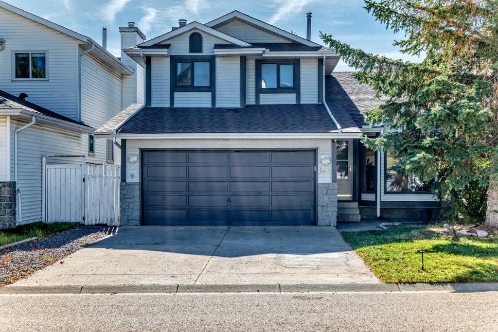 Picture of 144 Hawkdale Close NW, Calgary Real Estate Listing