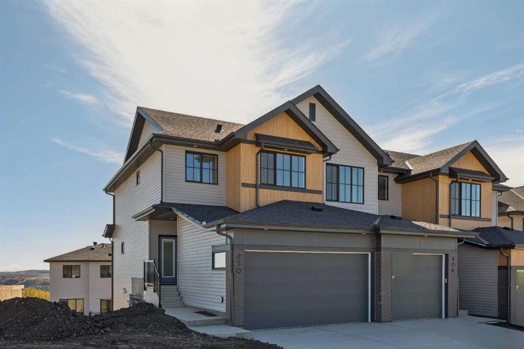 Picture of 410 Heritage Boulevard , Cochrane Real Estate Listing