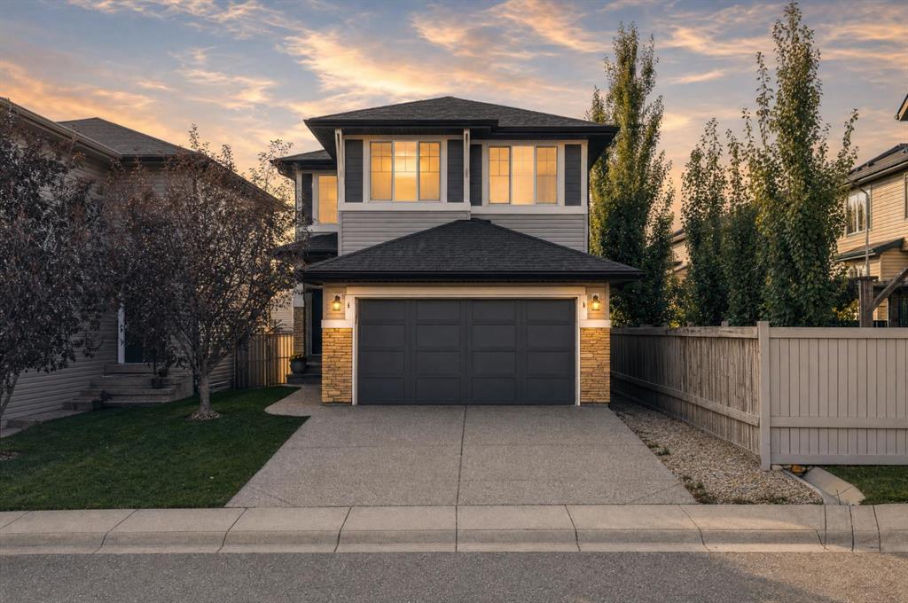 Picture of 28 Evansview Manor NW, Calgary Real Estate Listing